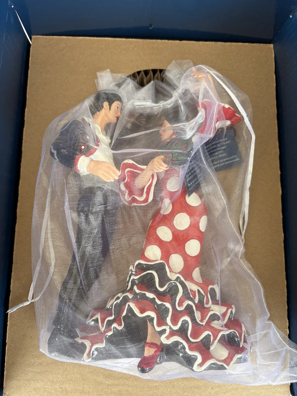 A Couple Dancing Flamenco All measurements