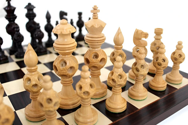Oriental Hand Carved Wooden Chess Pieces + Rosewood chessboard