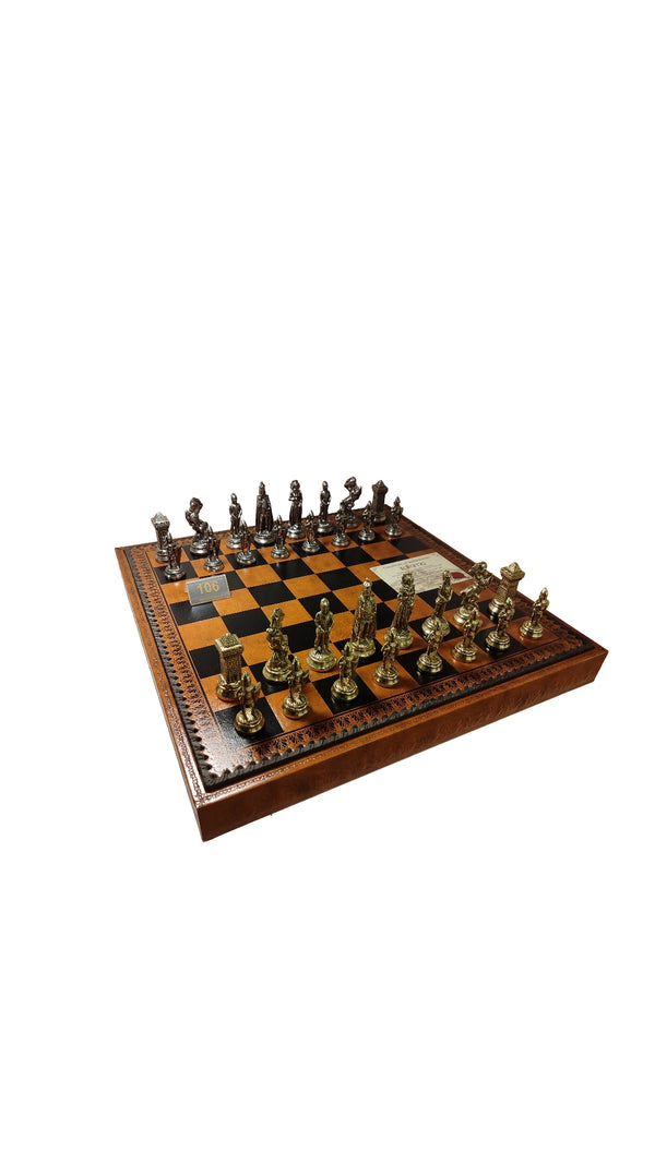 Mary Stuart Set + Leatherette Brown Black ChessBoard