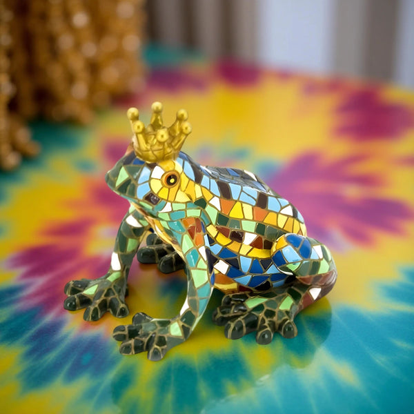Mosaic Crowned Frog