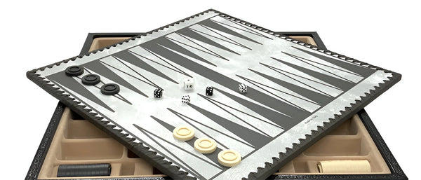 Roman Heads Set + Leatherette Chessboard Gold Black