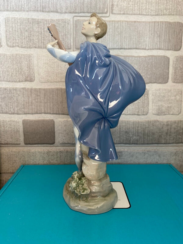 Serenading Colombina