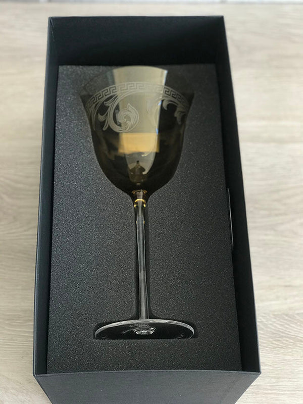 Arabesque Amber Wine Glass
