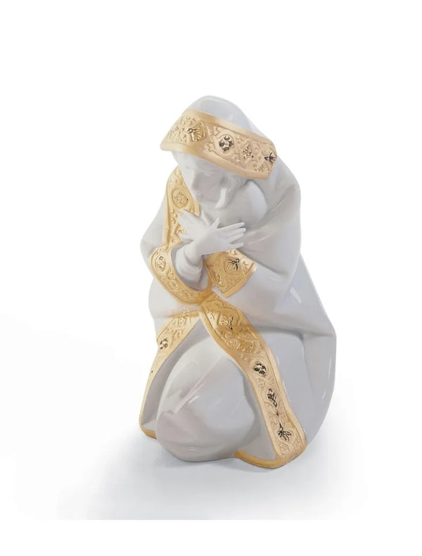 Mary Nativity Golden Lustre