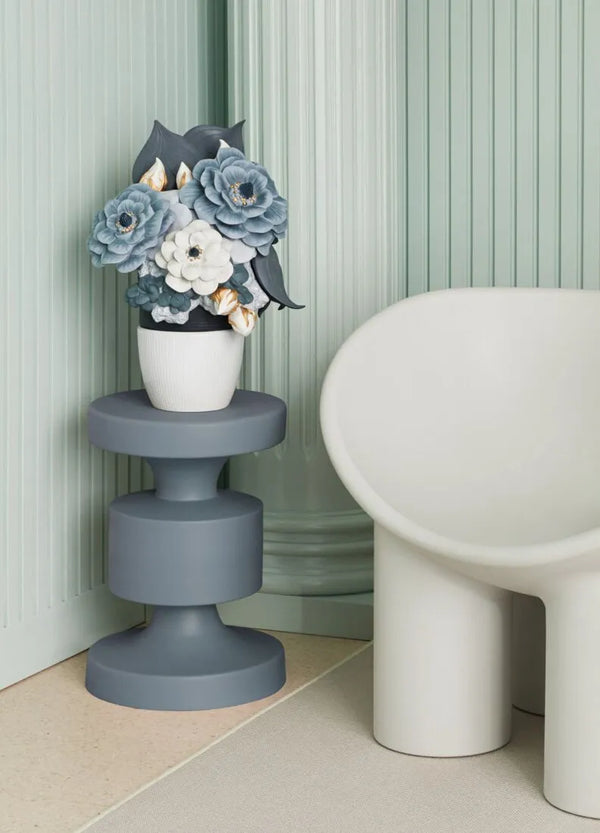 Vase with Flowers Blue