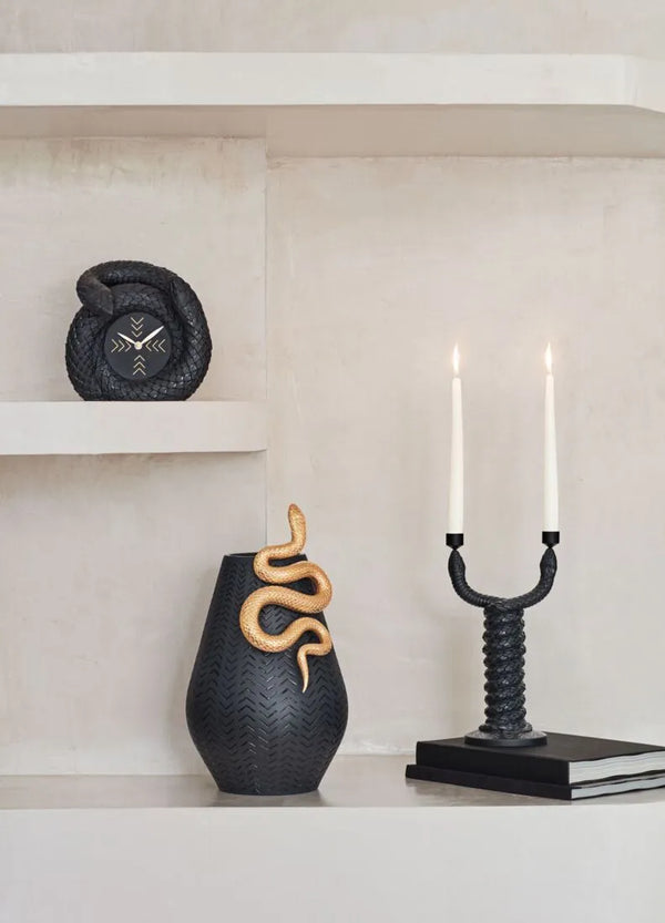 Snakes Clock