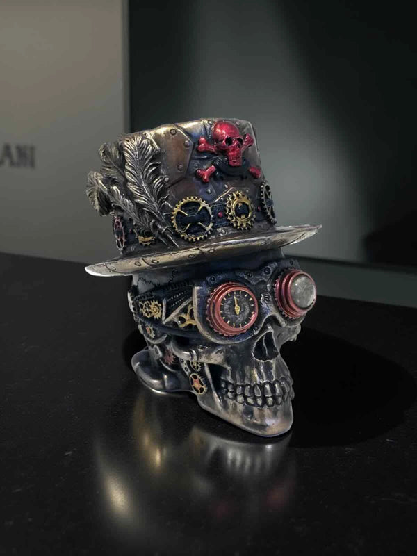 Skull with hat