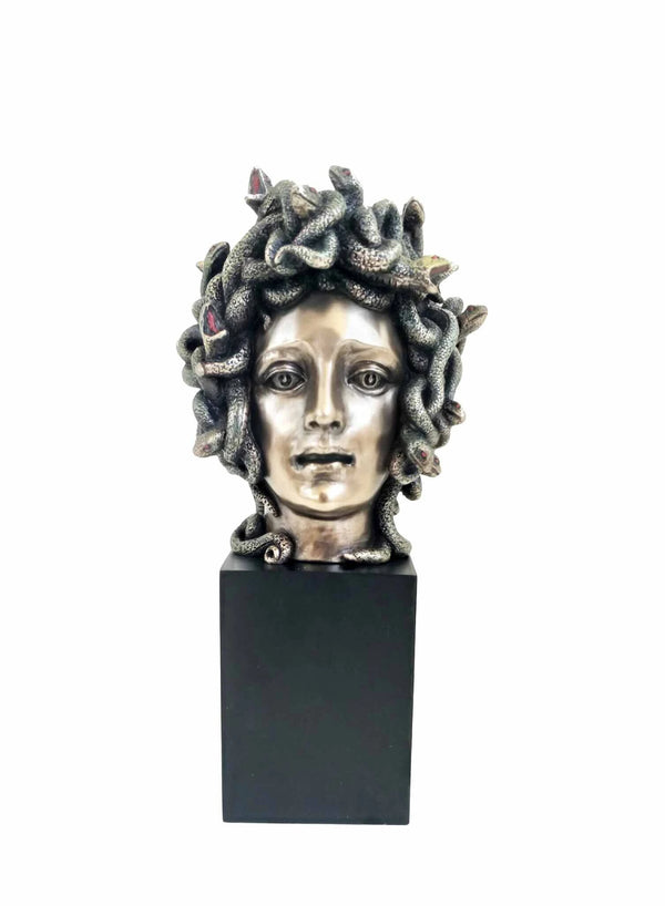 Medusa Head
