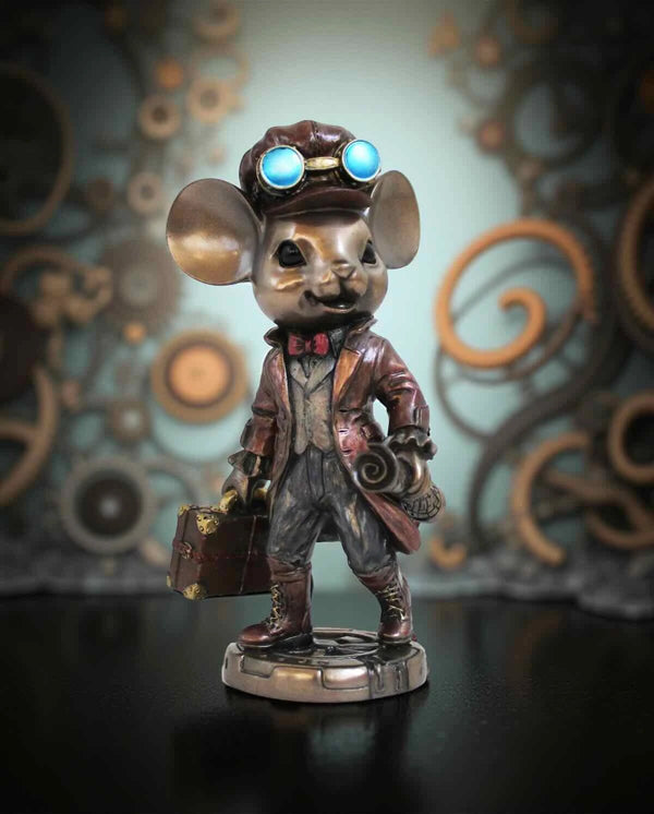 Traveling Little Mouse