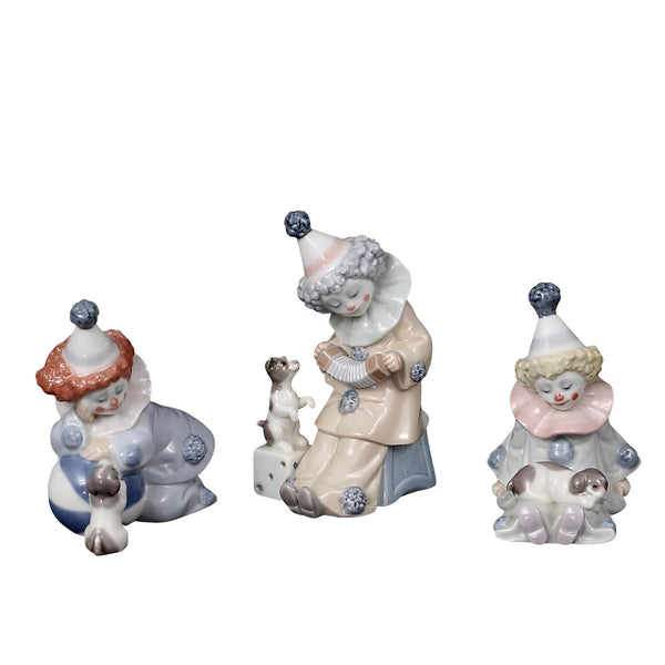 Set Pierrots with Puppy