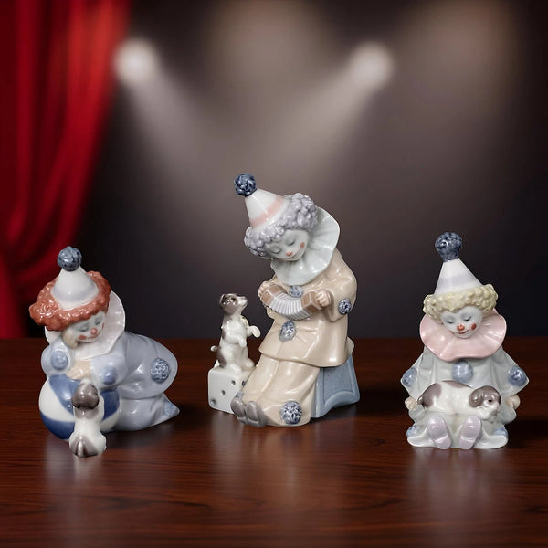 Set Pierrots with Puppy