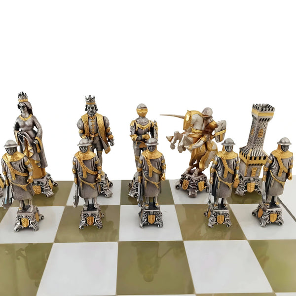 King Arthur and Queen Guinevere at Camelot Set