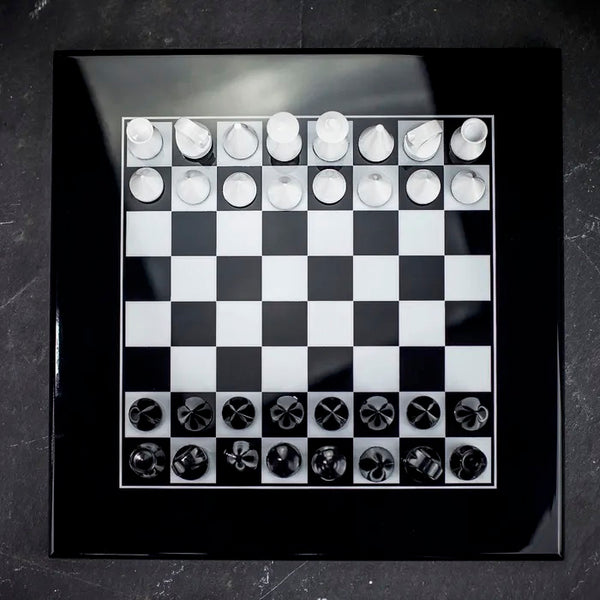 Modern Black and White Chess Set Medium