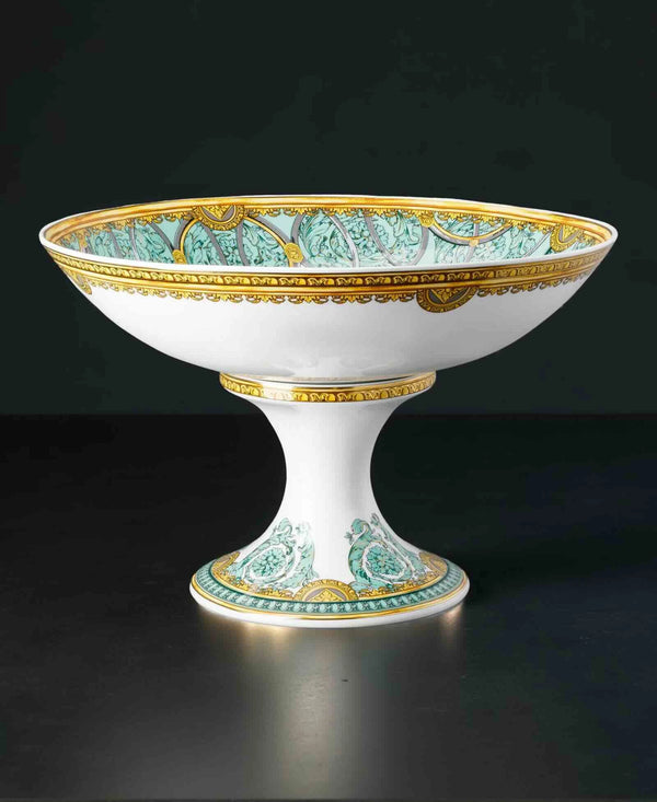 La Scala del Palazzo Bowl on foot