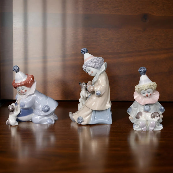 Set Pierrots with Puppy