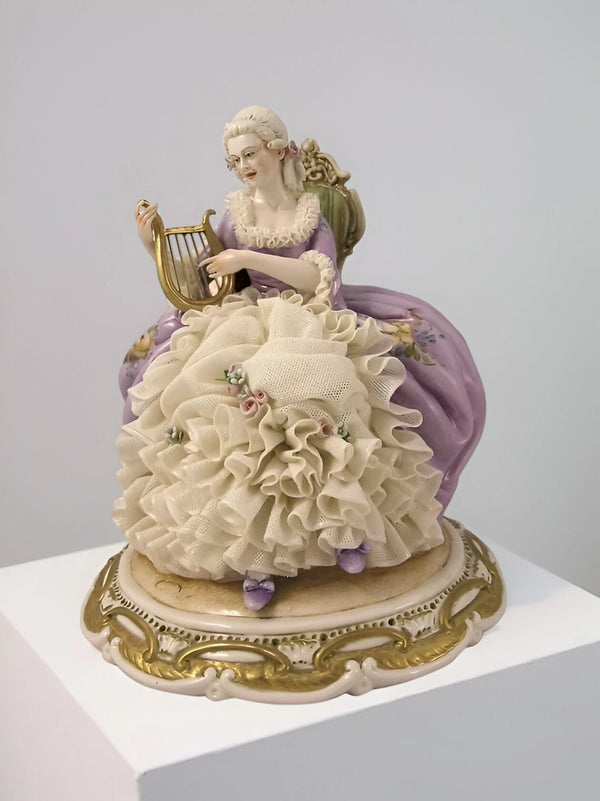 Lady with lyre