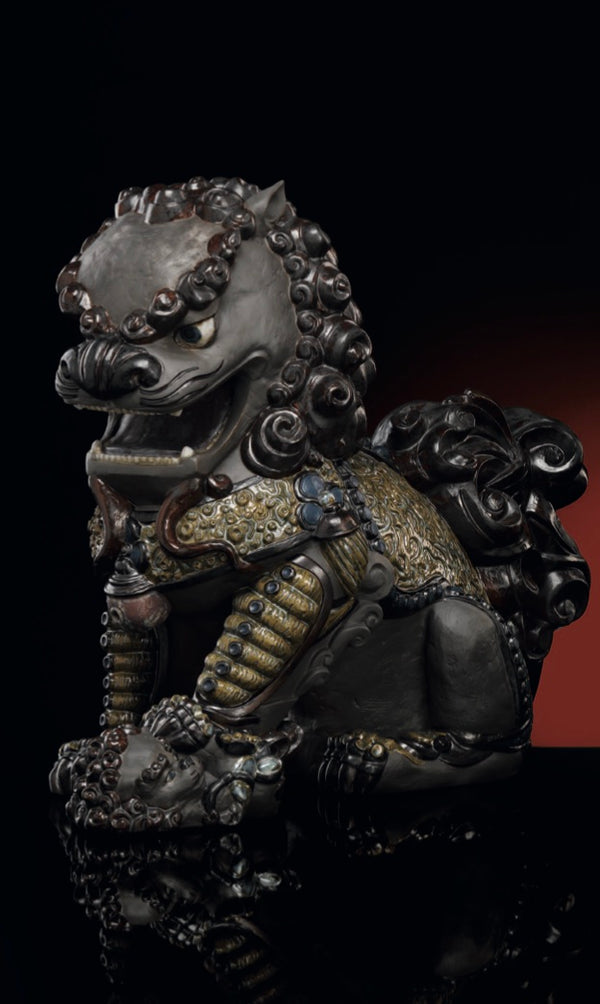 Oriental Lioness Black