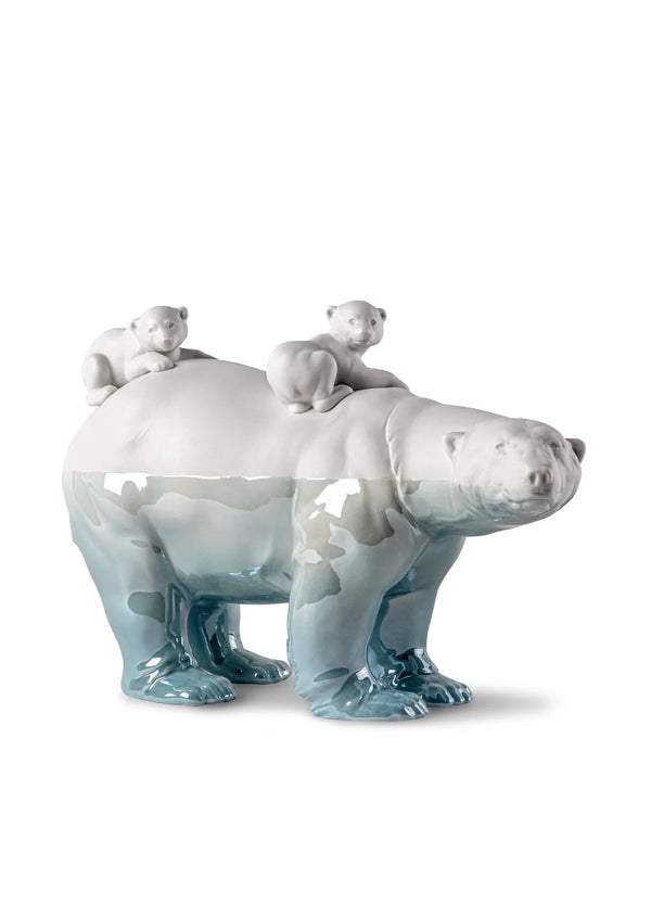 Mummy bear and babies Underwater Sculpture