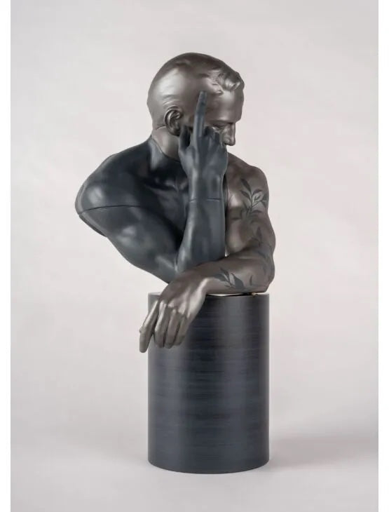 Reflections of Nature - Him Sculpture