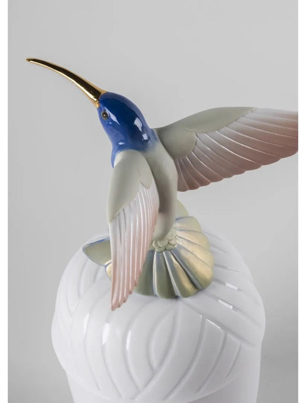 Hummingbird box