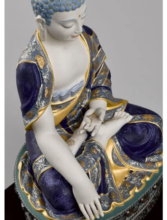 Shakyamuni Buddha Golden Lustre
