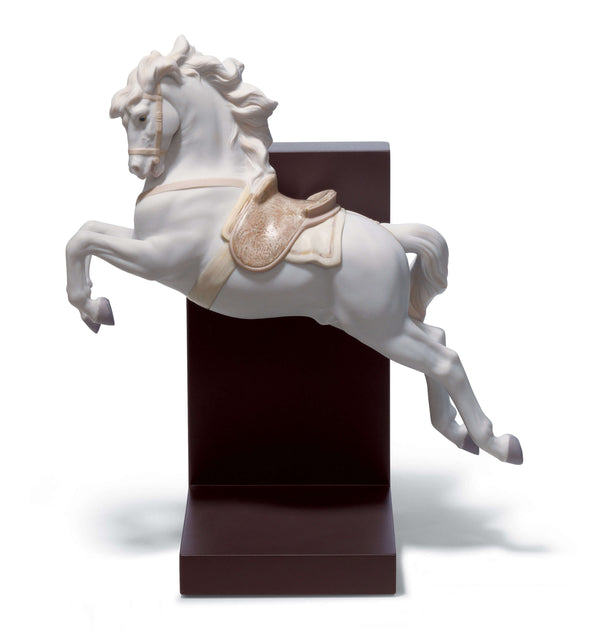 Horse on Pirouette