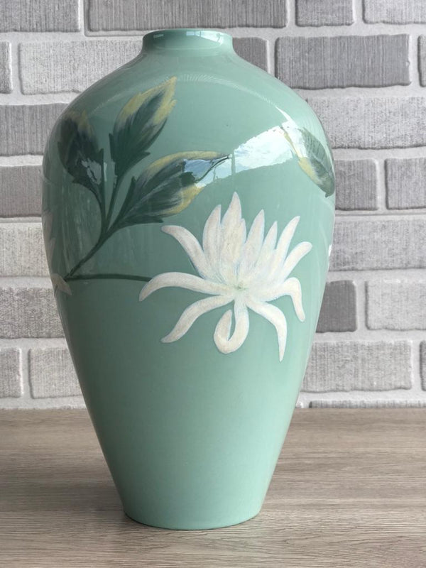 Chrysanthemum Vase