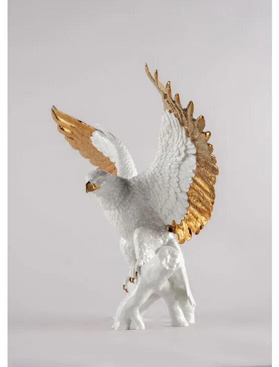 Freedom eagle Sculpture