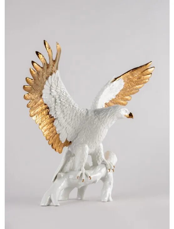 Freedom eagle Sculpture