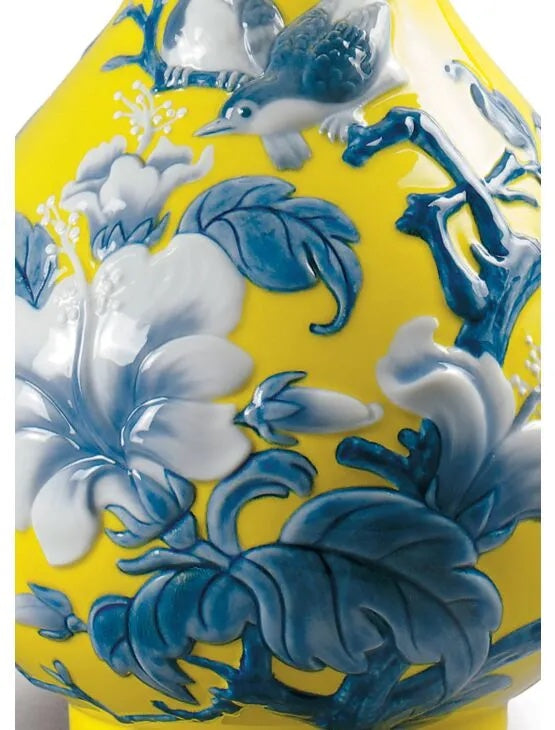 Sparrows Yellow Lamp