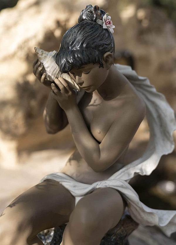 Whispers From The Sea