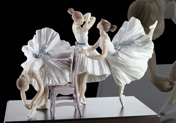 Backstage Ballet