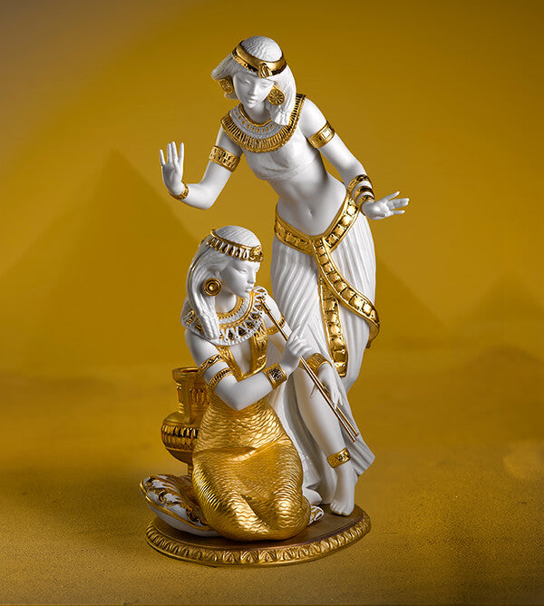 Dancers from The Nile Golden Lustre