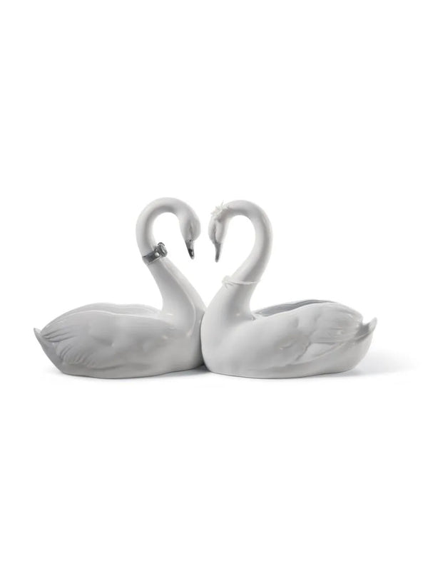 Endless Love Swans Silver Lustre