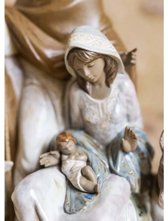 Joyful Event Nativity Gres
