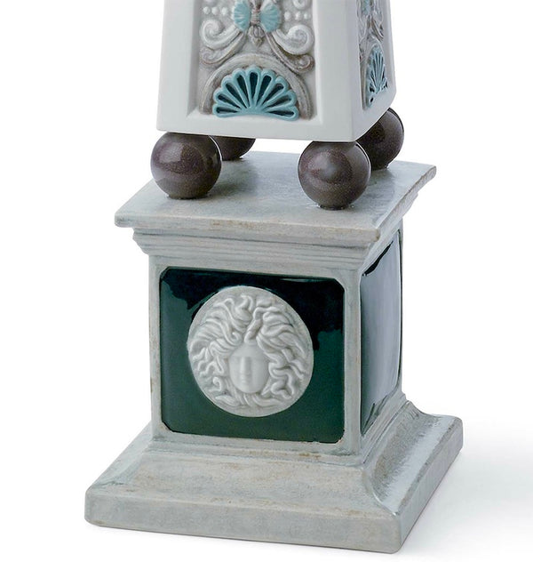 Medusa Obelisk