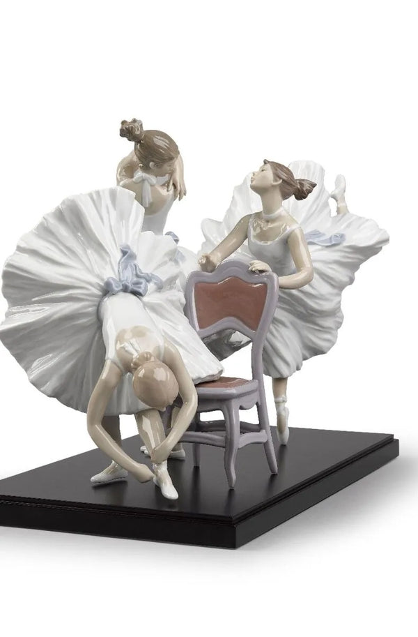 Backstage Ballet