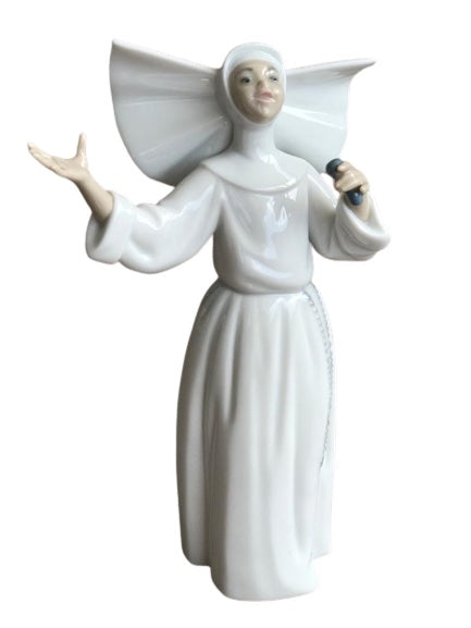Sister Singing