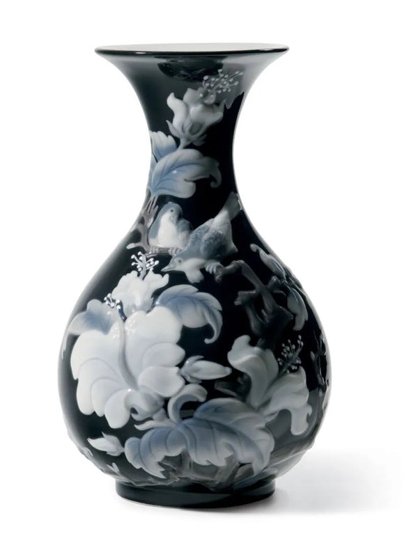 Sparrows Vase Black